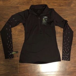 BRAND NEW Nike Quarter Zip NWT
